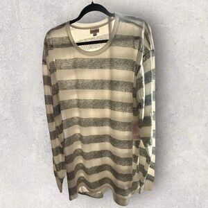 LulaRoe Hudson 2XL  Gray And White Stripe Print  Long sleeves NWT